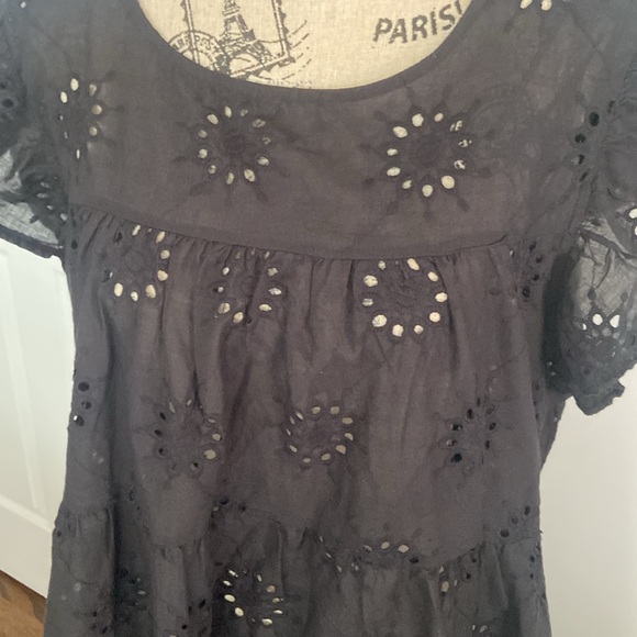 Black Cap Sleeve Embellished dress - Picture 2 of 9